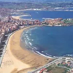 Lägenhet Calle Corrida De Gijón